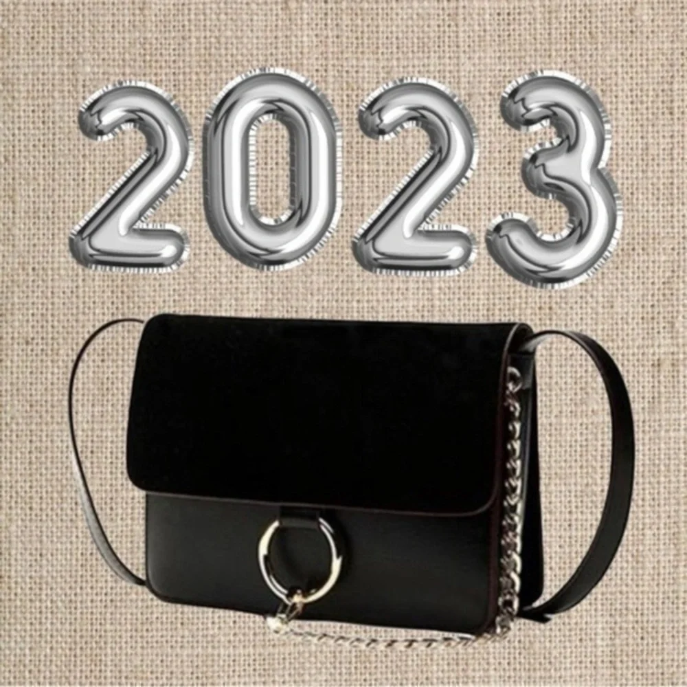 Black crossbody bag - Picture 1 of 1